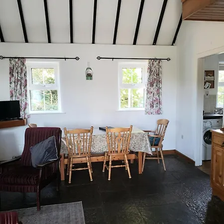 Bluebell 3 Bedroom * Louisburgh